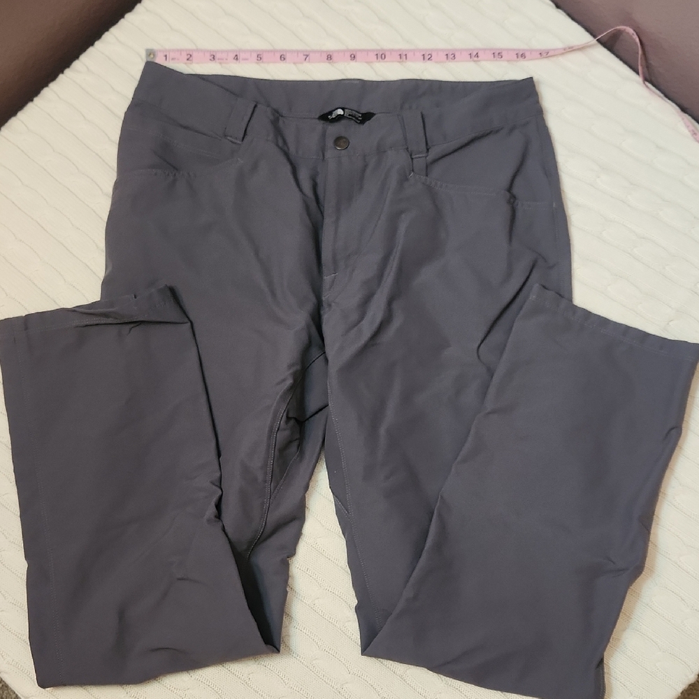 The North Face Men's 34 Gray Hiking Pants